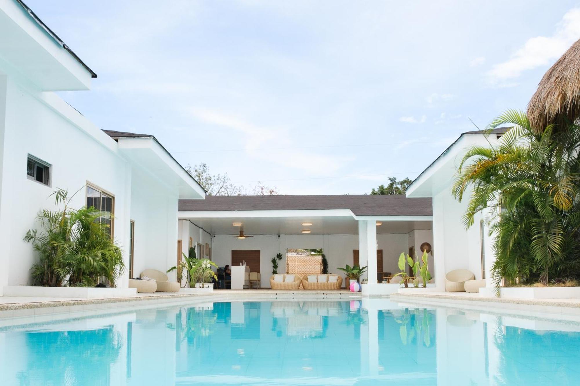 Seapearl Of Alona Hotel Panglao City Exterior foto