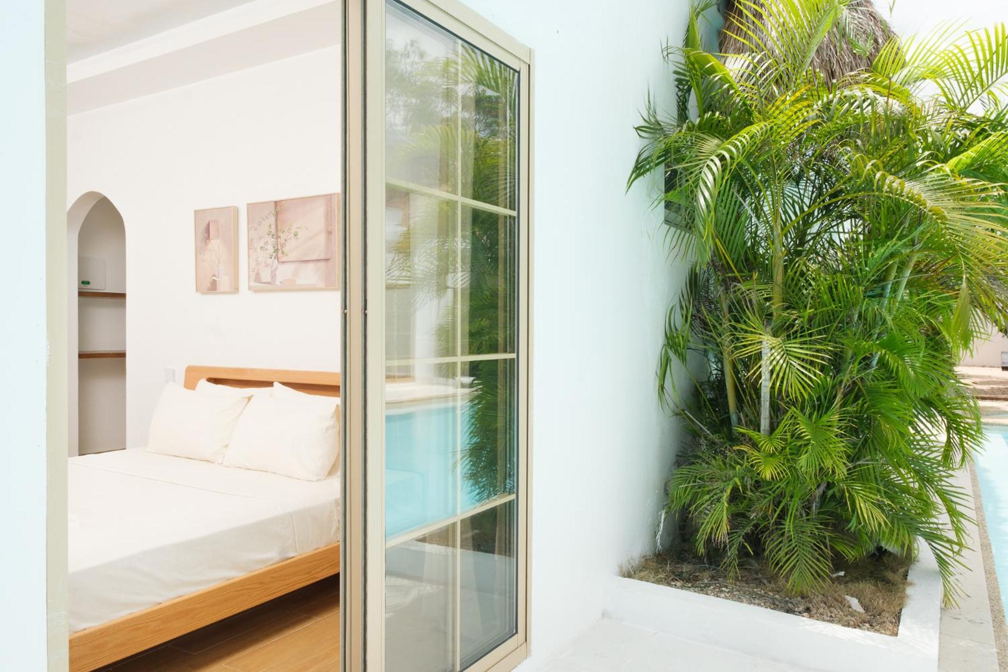 Seapearl Of Alona Hotel Panglao City Exterior foto